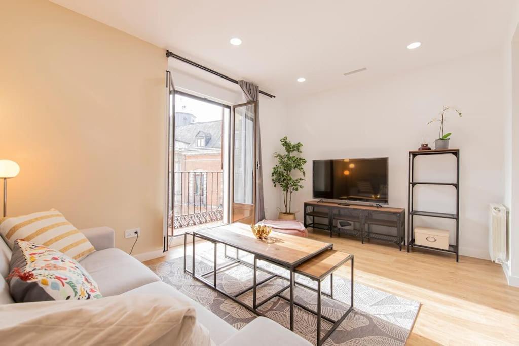 Espectacular Apartamento Plaza Mayor Madrid Kültér fotó